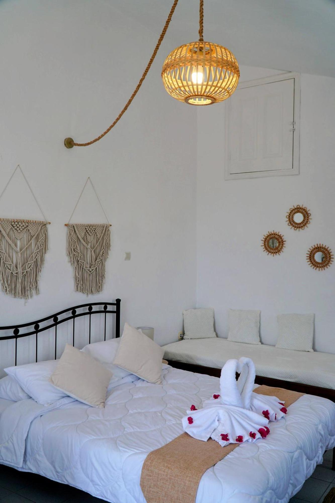 Taxiarchis Aparthotel Symi Bagian luar foto